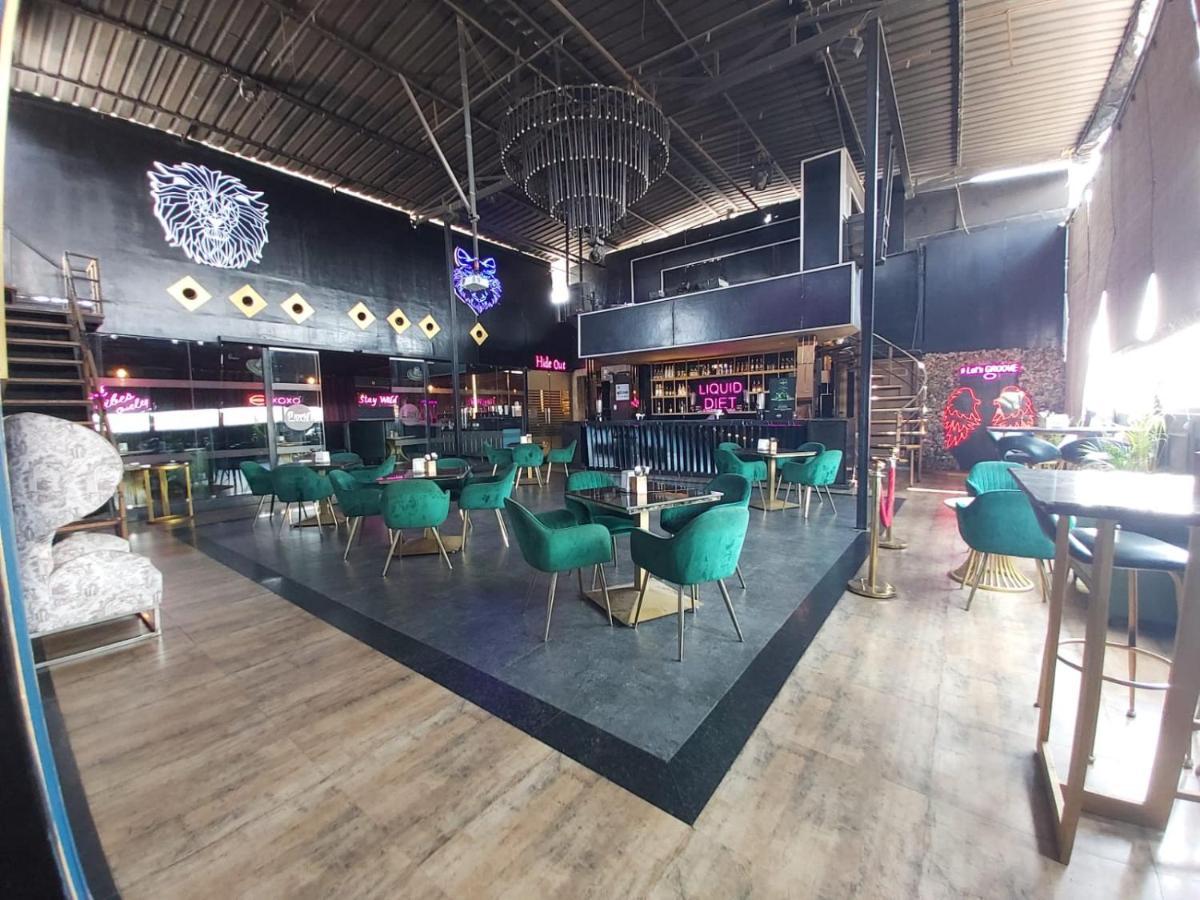 Hotel Ss Grandeur Lucknow Zewnętrze zdjęcie